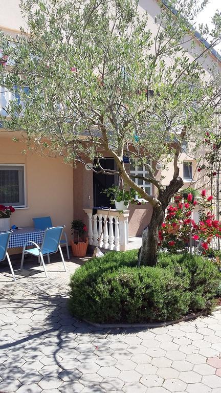Apartments Kata Biograd Na Moru Eksteriør billede