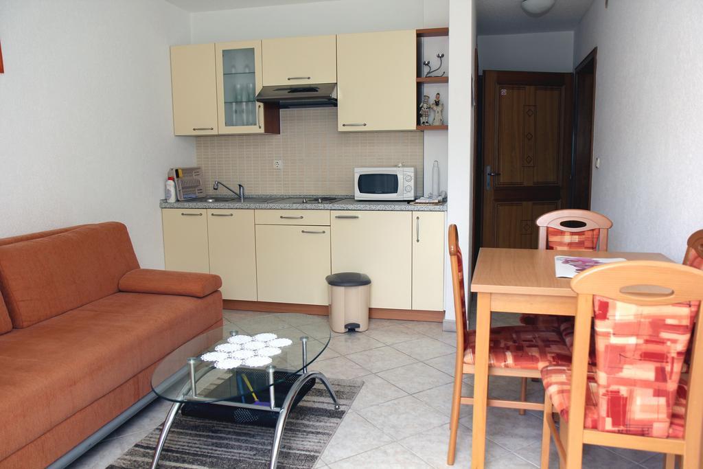 Apartments Kata Biograd Na Moru Eksteriør billede
