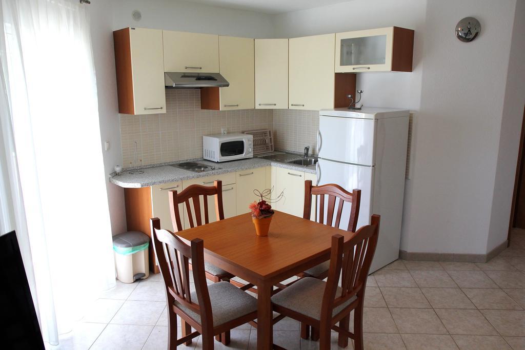 Apartments Kata Biograd Na Moru Eksteriør billede